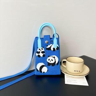 2025 New Cartoon Women's Knitted Cute Phone Bag Women's Crossbody Handbag Small Portable Shoulder Handbag for Going Out