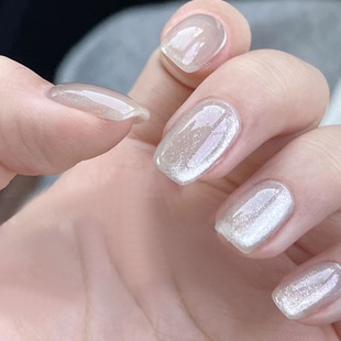 Wearing a Cat's Eye Temperament Simple White Manicure Wearable Detachable Advanced Sense Nail Fake Nail Patch