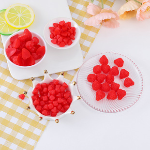 Medium 1/2 simulation strawberry cross-border hot selling fruit resin DIY simulation cake decorations
