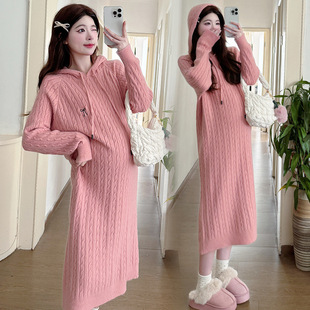 2024 new pregnant mother autumn and winter base Joker dress slim hands will be into the pit sweater thick dress