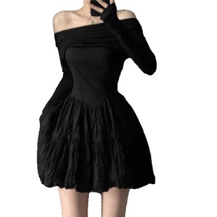 Hepburn Style Black off-shoulder Long-sleeved dress Women's Spring and Autumn Pure Desire Style New Tight Waist Royal Sister Style A- line Short Dress