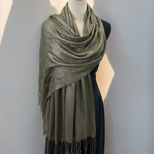 Cross-border exclusive for new European and American cross-border women's shawl autumn and summer women tassel silver silk ball dinner party scarf