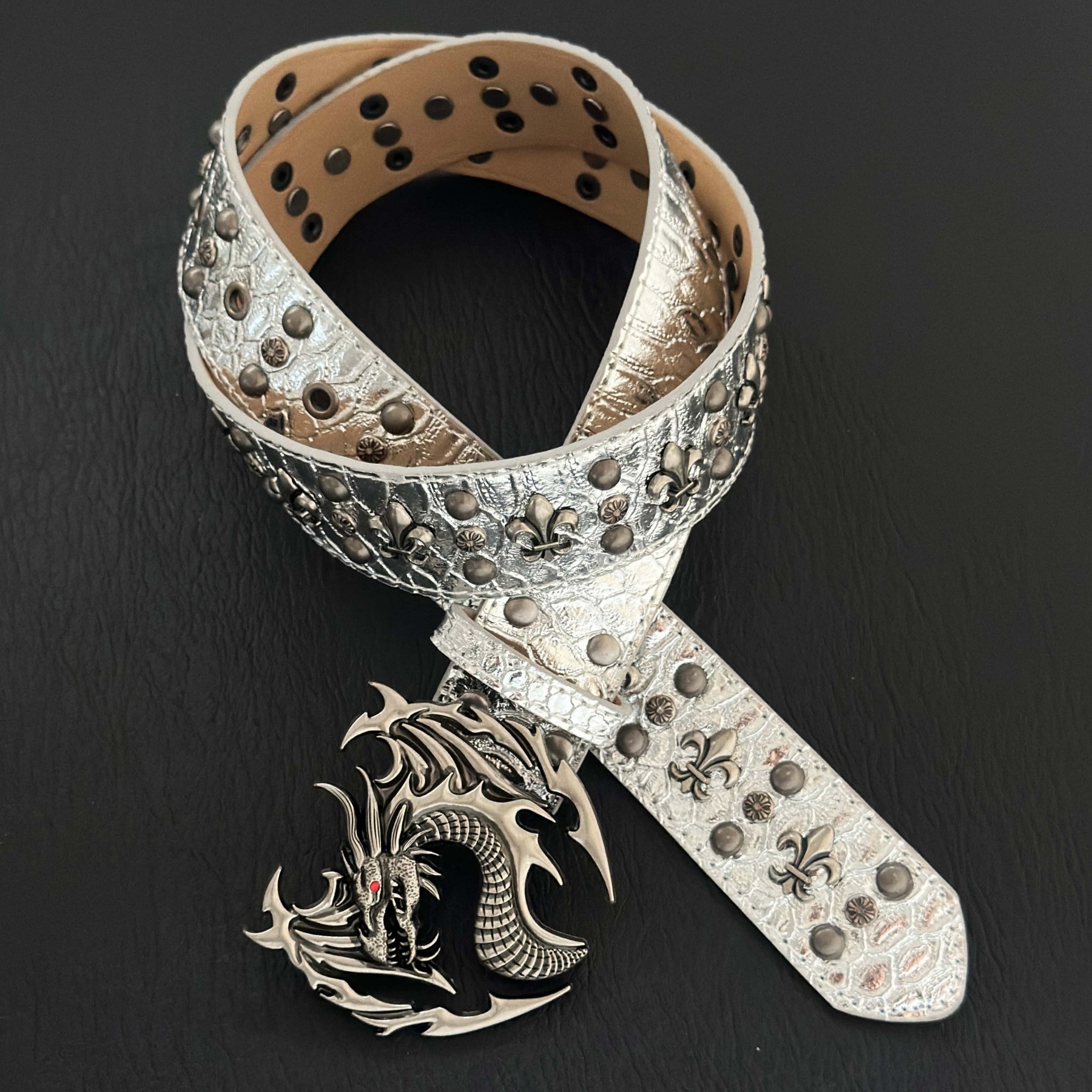 Red-Eyed Dragon American-Style Belt with Rock Punk Rivets, Unisex Trendy Punk Hip-Hop Belt