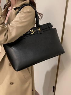 Portable Fashion Casual Big-look Tote Bag Korean Style Work Commuter Shoulder Bag 2024 Autumn and Winter Niche High-end Fashionable