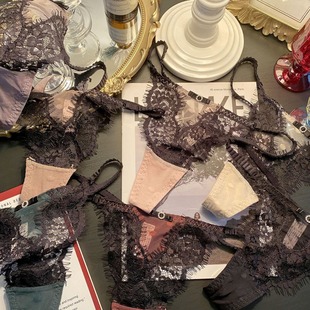 French style low waist sexy hot eyelash lace thong European and American New hollow bow sexy narrow crotch underwear