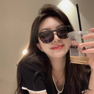Foldable Sunglasses Women's 2023 New Fashionable Summer Anti-UV Sunscreen Sunglasses Big Round Face Slimming Matching