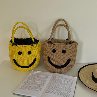 2017 Japanese New Smiley Bucket Bag Kawaii Small Bag Summer Handbag Woven Beach Bag