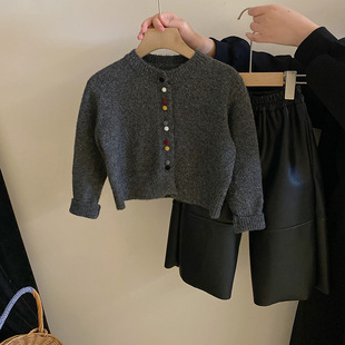Girls Korean design sense color button sweater cardigan 2024 autumn and winter new fleece-lined warm leather pants suit tide