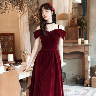 Red toast dress bride 2023 wedding new autumn off-shoulder noble dress simple and elegant slim-fit white