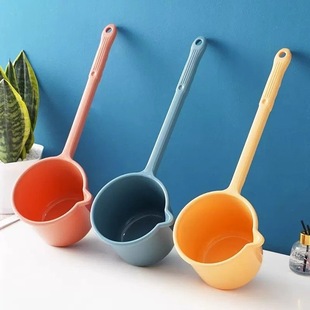 Household Dung Spoon for Vegetable Planting Long Water Floating Spoon Plastic Long Handle Thick Water Spoon Spoon Water for Vegetable Watering Flowers and Fertilizing Agriculture