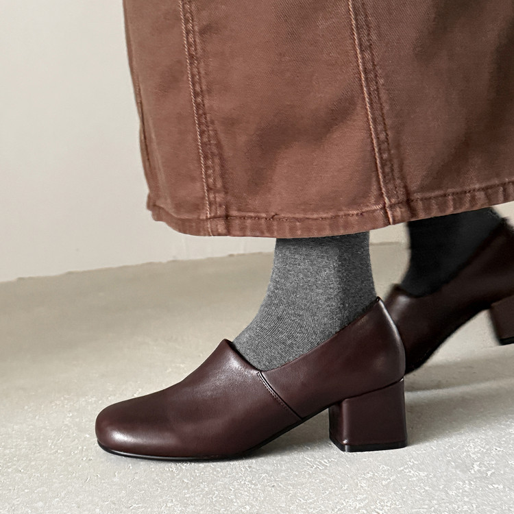 Peggy 2026 New Style Single Shoes, Deep Round Toe, Chunky High Heel, Leather Fashion Women's Shoes, Black Dark Color 12-17L