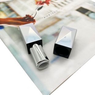 Senrong magic color magnetic buckle lipstick tube empty tube lip balm tube flat 11.7mm cosmetic packaging material