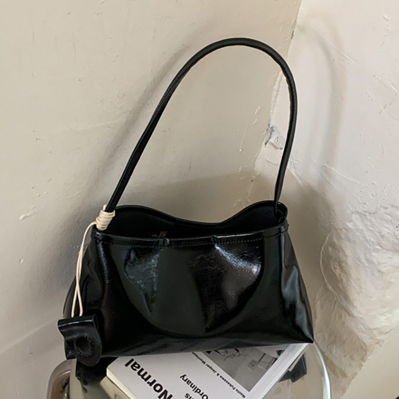 2026 New Cross-Border Handbag - Simple Shoulder Bag, Retro Frosted Shoulder Bag, Women's Niche Design Handbag