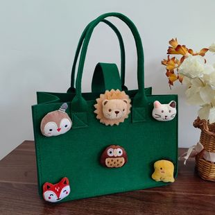2025 new felt bag hand gift felt portable shopping bag cartoon baby full moon gift bag wholesale
