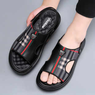 Summer sandals men's fashion 2023 new casual beach shoes British men's dual-use outerwear slippers wholesale