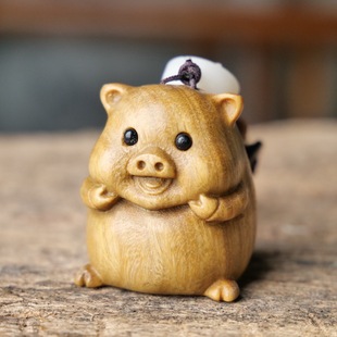 Green sandalwood zodiac sign keychain carved three-dimensional animal car keychain pendant gift manufacturers wholesale