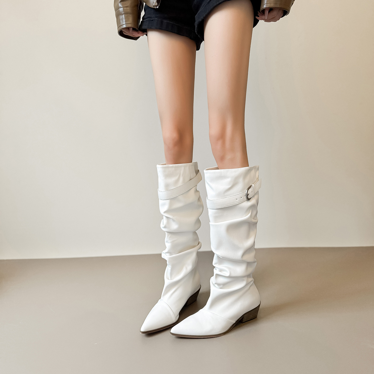 2026 Winter New Style European and American Pointed Toe Ruched Boots for Women with Belt Buckle High Tube Riding Boots Pleated Long Boots Leather Bootcut Boots