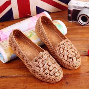 Summer thick-soled sandals women's beach shoes hollow nurse white shoes work shoes pregnant women soft-soled mother waterproof hole Changzhen