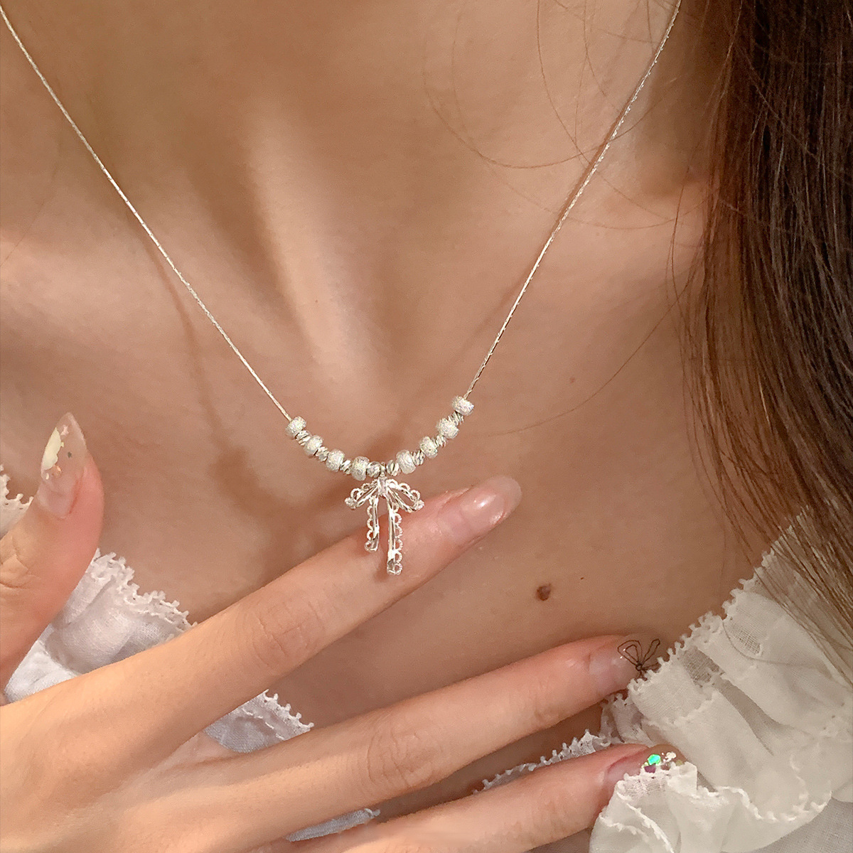 Korean Ballet Style Bow Necklace for Women, New Versatile Sweet Niche Design, Stacked Exquisite Sweater Chain for Women