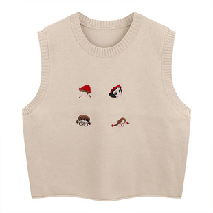 Japanese style sweet style three-dimensional embroidered Loose Women's Spring 2024 New stacked sleeveless sweater vest top