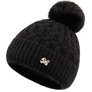 Hat female autumn and winter 2023 popular cycling windproof cold ear protection fleece-lined thickened mother knitted wool hat