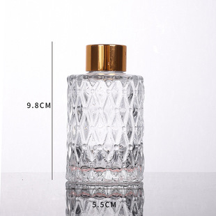 In stock high-end fancy perfume bottle diamond-shaped aromatherapy bottle square Water Cube bottle flower-shaped bottle carved glass bottle