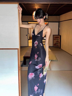 European and American style 2024 autumn new women's sexy V-neck backless personality fashion printing hanging neck lace-up dress