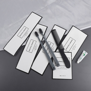 Star Hotel Hotel Homestay Special Disposable suit Toothbrush with Toothpaste Comb Shaver Care Kit