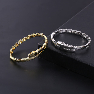 New style micro-inlaid white stone electroplated snake bone bracelet bare open bracelet fashion trend factory wholesale live delivery