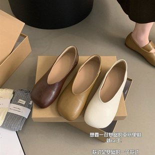 Soft Sole Shoes Women's Flat Shoes 2024 New All-match Shallow Mouth Slip-on Women's Shoes French Vintage Milk Shoes