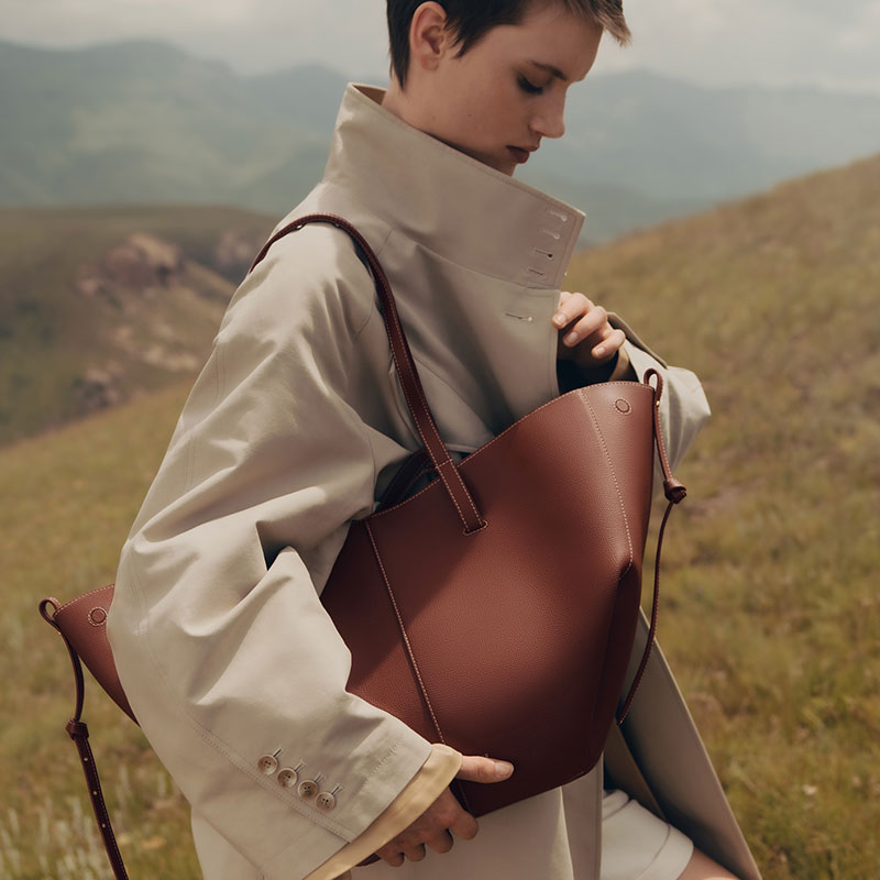 Cross-border hot-selling [Autumn/Winter New Arrival] Large Capacity Commuter Handbag/Shoulder Tote Bag Genuine Leather Women's Bag