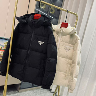 2024 Winter New Fashion Loose Down Jacket Men's Short Outdoor All-match Thickened Hooded Jacket in stock