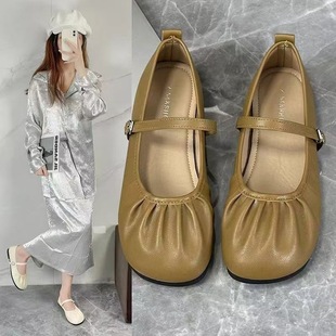 silver Mary Jane Deep Mouth Milk Shoes Flat Heel Cyber Red Pleated New 2025 Spring New Small Leather Shoes Women's All-match