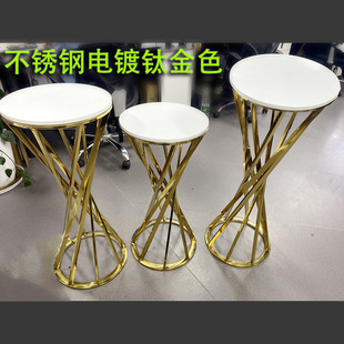 Factory in stock Quick Hair Small Man Waist Cake Table Disassembly Small Size Electroplated Golden Cross-border Hot Wedding Ornaments