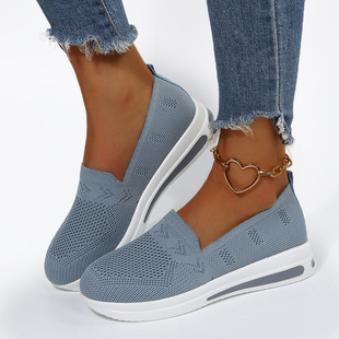 AliExpress foreign trade European and American cross-border 2022 New in stock round head hollow flat heel women's lazy shoes mixed batch