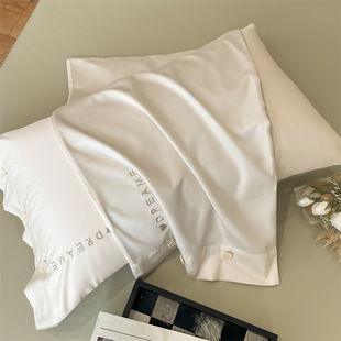 2022 New 60 long staple cotton four-piece embroidery solid color double-spell quilt cover four seasons universal bedding wholesale