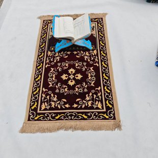 Light and soft 70*110 flocking carpet Middle East building non-slip carpet cross-border wholesale generation