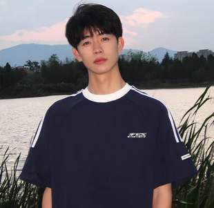 Short-sleeved T-shirt men's summer fashion brand 2025 new cotton heavy-weight fashion top three bars half-sleeve clothes for boys