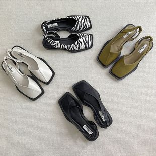 Niche Square Head Low Heeled Zebra Pattern Small Leather Shoes for 2025 Summer New Style Women's Sandals with Feet Side Empty Roman Heeled Thick Heeled Sandals