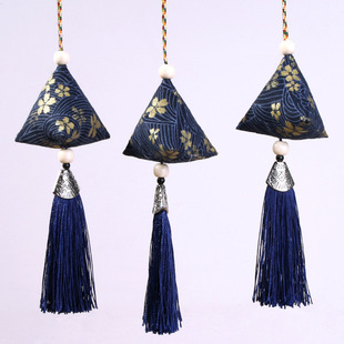 Dragon Boat Festival Wormwood zongzi sachet sachet mosquito repellent mini triangle zongzi small sachet activities gift pendant wholesale