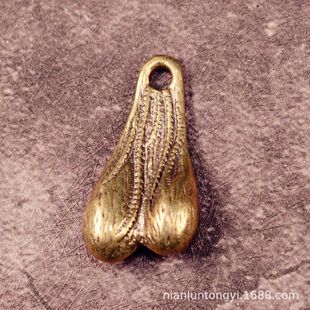 Brass Solid Egg Personality Fun Keychain Pendant Antique Miscellaneous Creative Pendant Old Bronze Wholesale