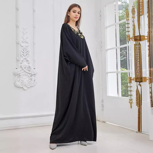 2024 New Muslim Robe Arab Turkey dress Dubai Bat Sleeve Lace Stitching Skirt