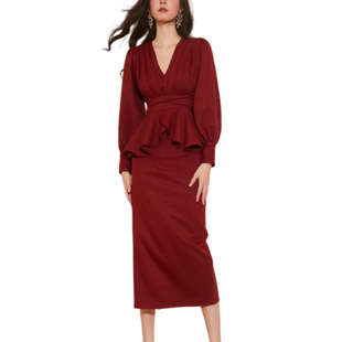 2025 Spring and Autumn New Elegant Red Rose Dress Women's Red V-neck Lotus Leaf Swing Top Two-piece suit