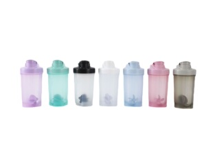 In stock color shake cup handle large capacity Sports Cup 6 color with scale milkshake mixing cup