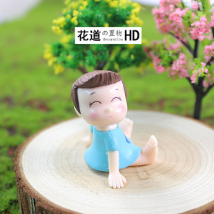 Cake jewelry cute couple character pvc doll micro landscape scene kiss doll model diy material