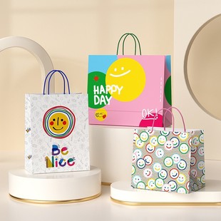 Customized High-End Gift Bag Small Kidsren's Kindergarten Packaging Birthday Gift Bag Kraft Paper Bag Handbag 3