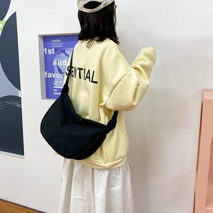 Crossbody Canvas Bag Women's chic Hong Kong-style Large Capacity Japanese Style Autumn and Winter Student One-shoulder ins Crossbody Dumpling Bag