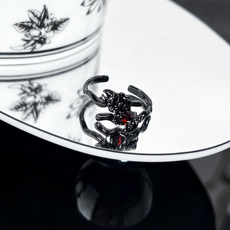 Vintage Dark Style Thorns Flower Butterfly Personality Ring Women's Ins Cold Style Niche Cross Sweet Cool Ring