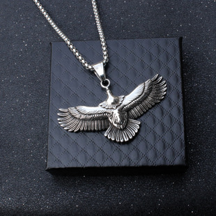 Flying Eagle pendant retro personalized pendant ethnic style feather Eagle men's trendy women's pendant stainless steel necklace pendant