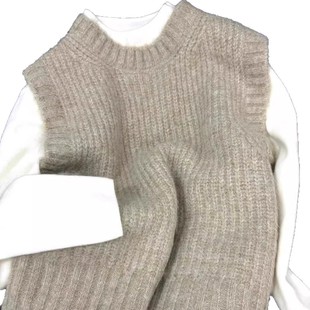 2025 New Style Small Knitted Sweater Vest Women's Spring and Autumn High-end Inner Stacked Base Shirt Top